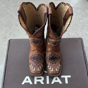 Ariat brown western boots